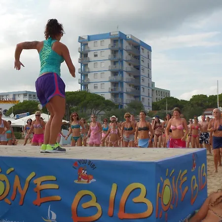 Ferienhaus Fuer 5 Personen Ca 32 Qm In Bibione, Adriakueste Italien Und Umgebung Holiday home